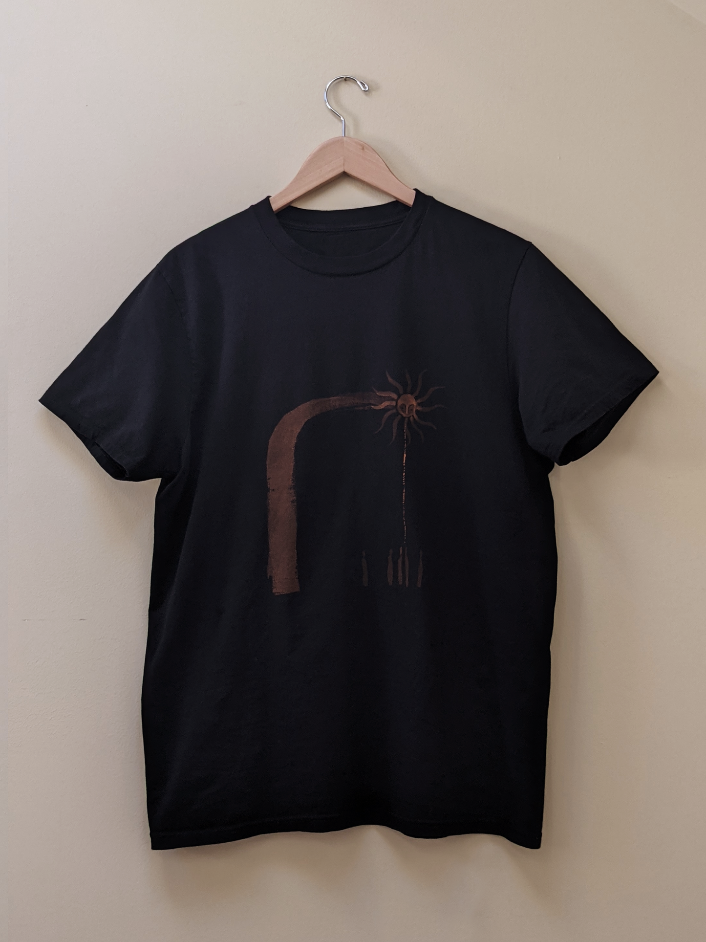 bleach-painted shirt (L)