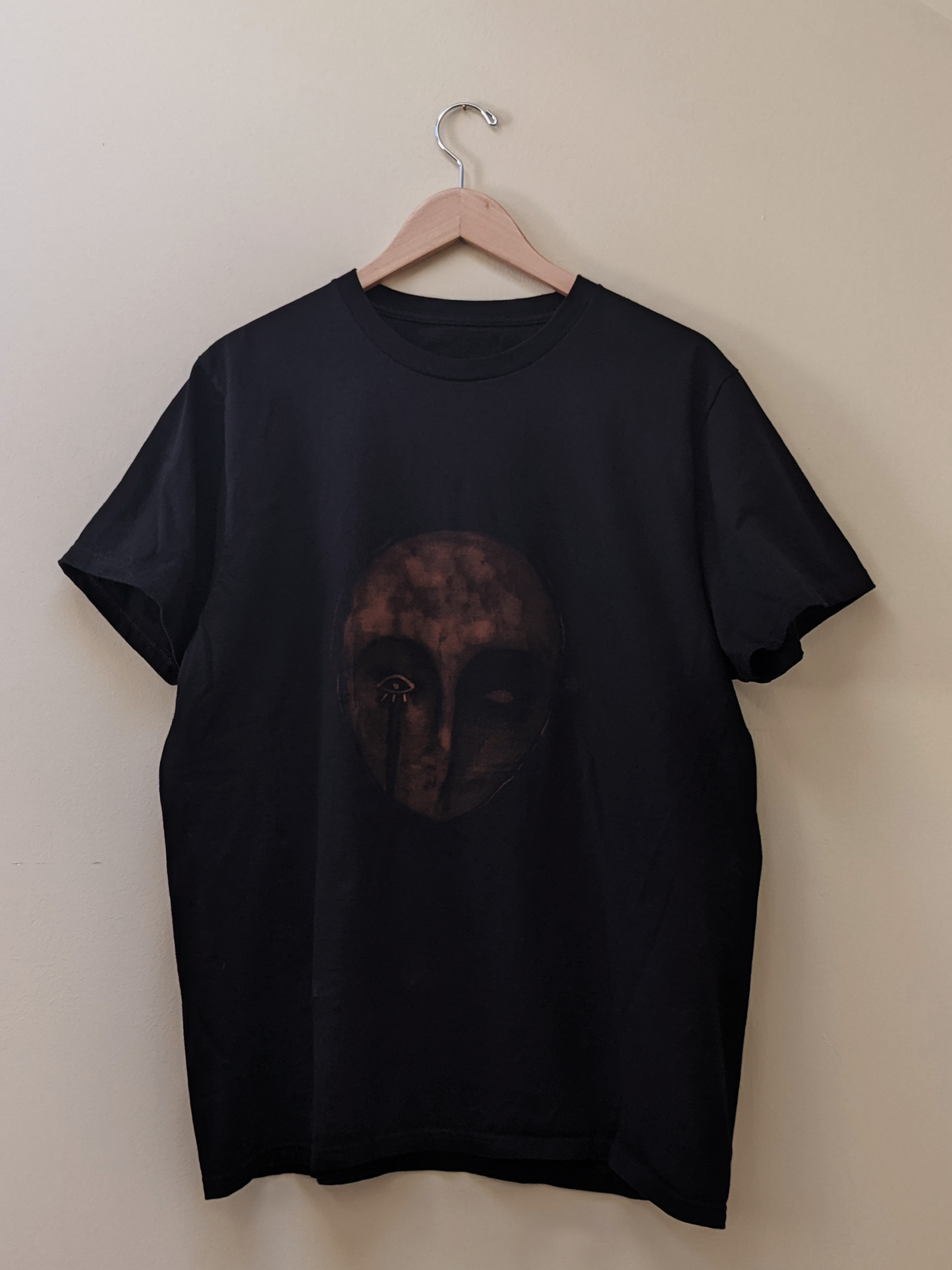bleach-painted shirt (XL)