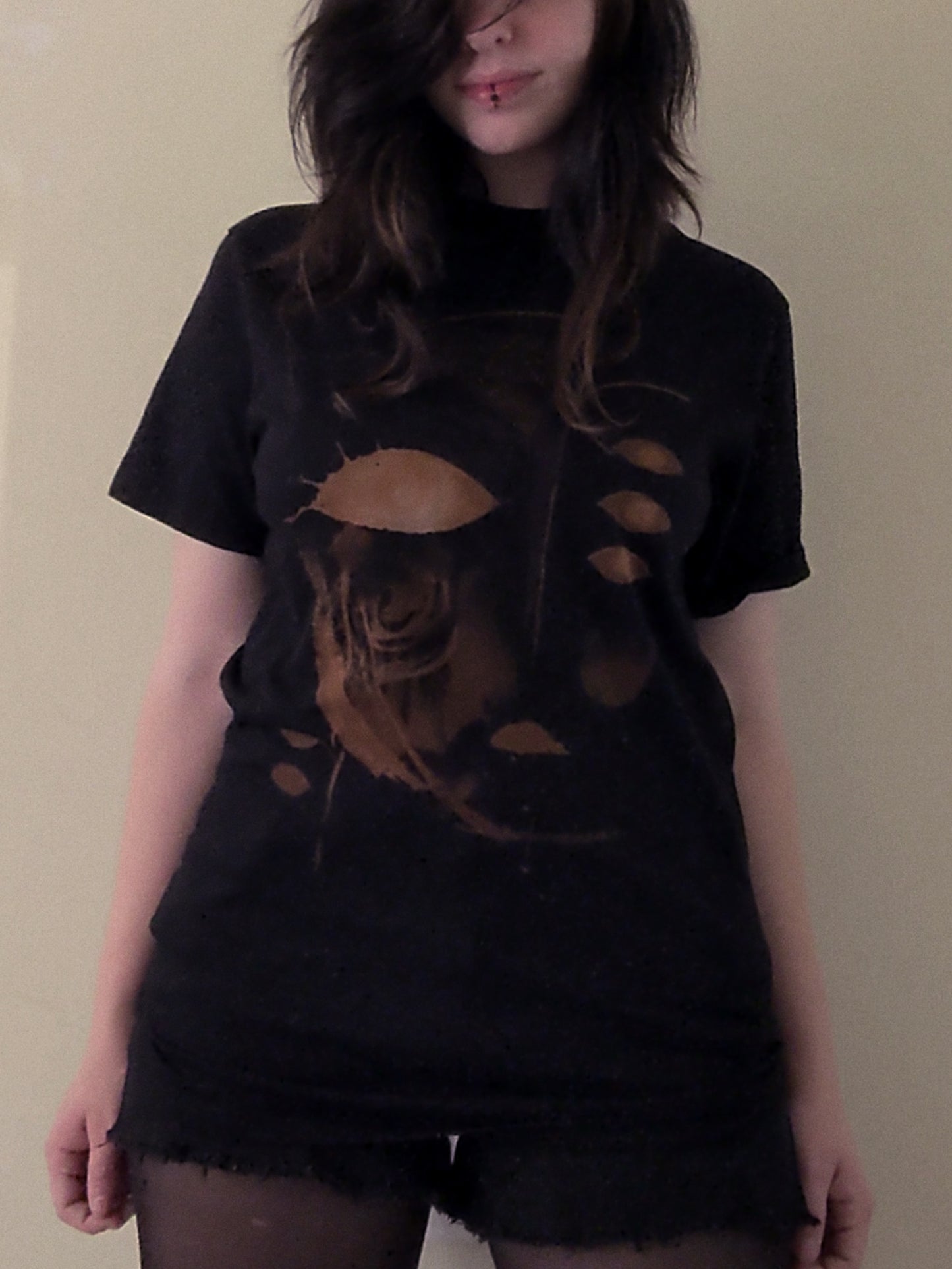bleach-painted shirt (M)